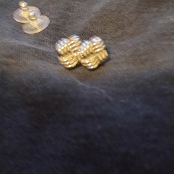 Carla (SS) Signed Square Stud Earrings - Picture 6 of 6